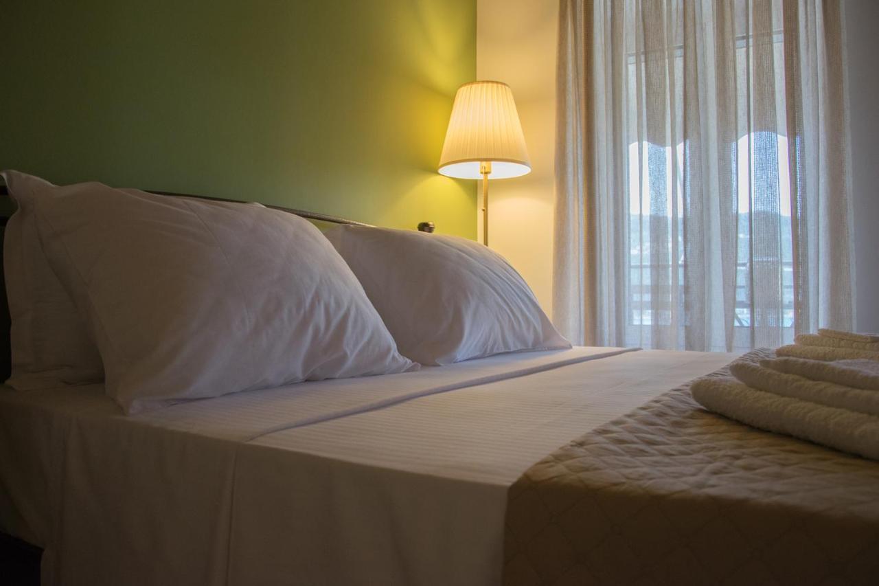 Stonehouse With Wonderful Seaview Apartment Samos Town